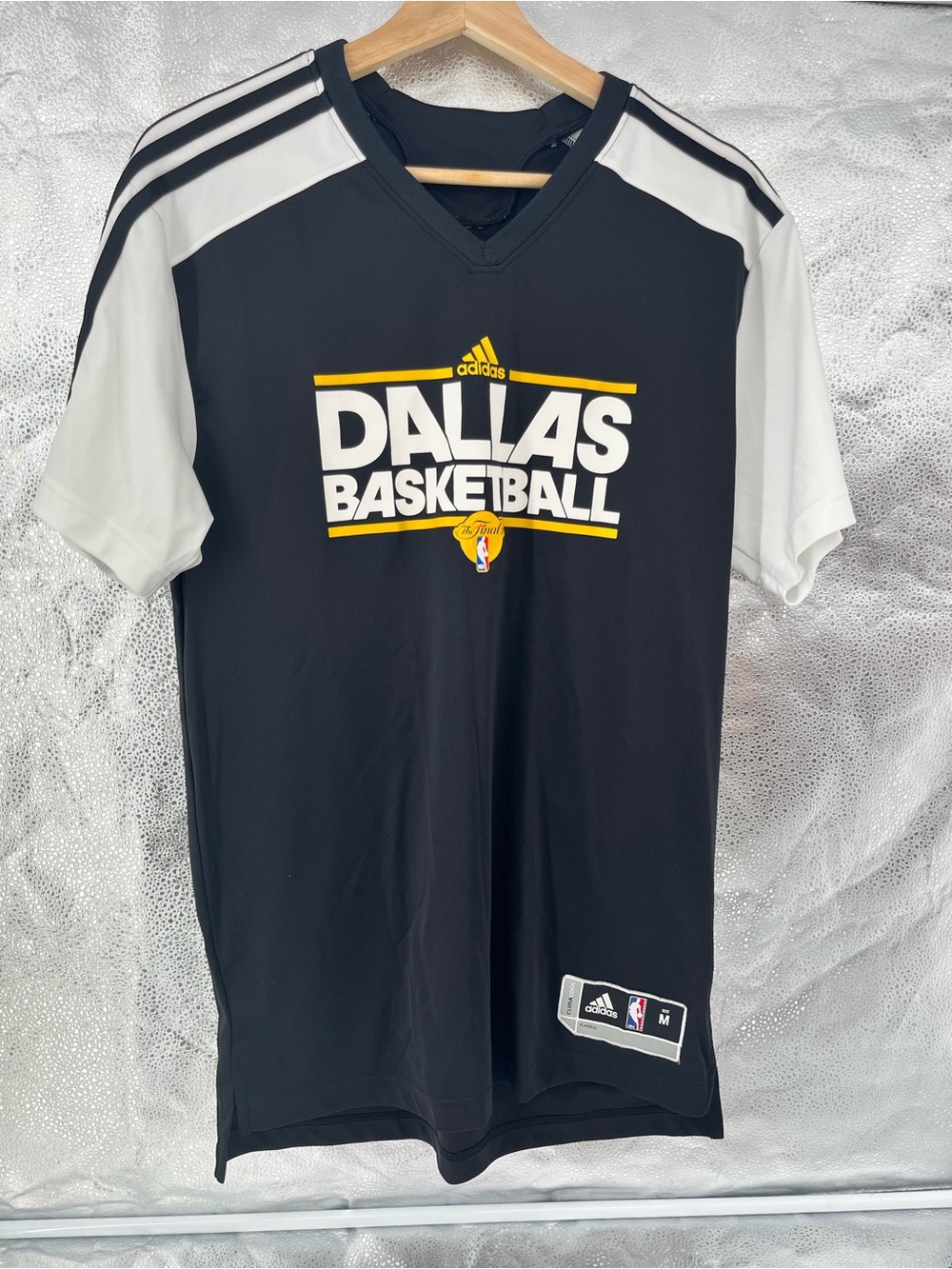 Adidas Dirk Nowitzki Dallas Mavericks 2011 NBA Finals Shooting Shirt Size M